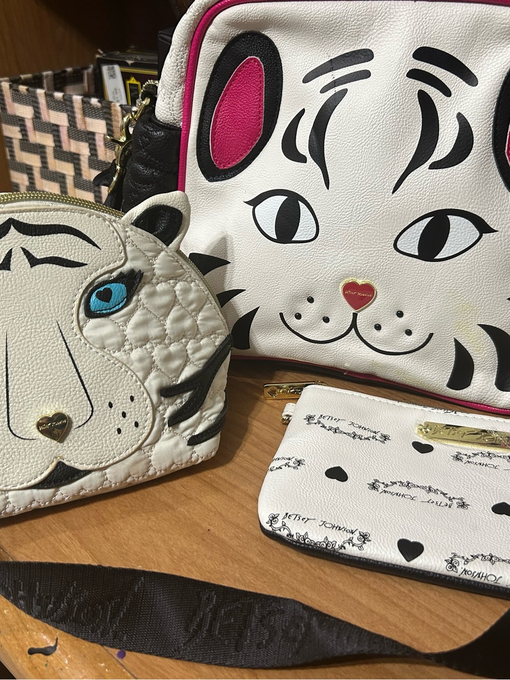 Betsey Johnson White tiger tote Crossbody 3 piece set